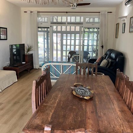 Fully Furnished Luxury Villa 3 Right On A Blue Ocean Belle Mare Exterior photo